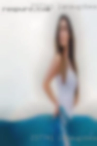 LaNaugzbeauty2 girl for